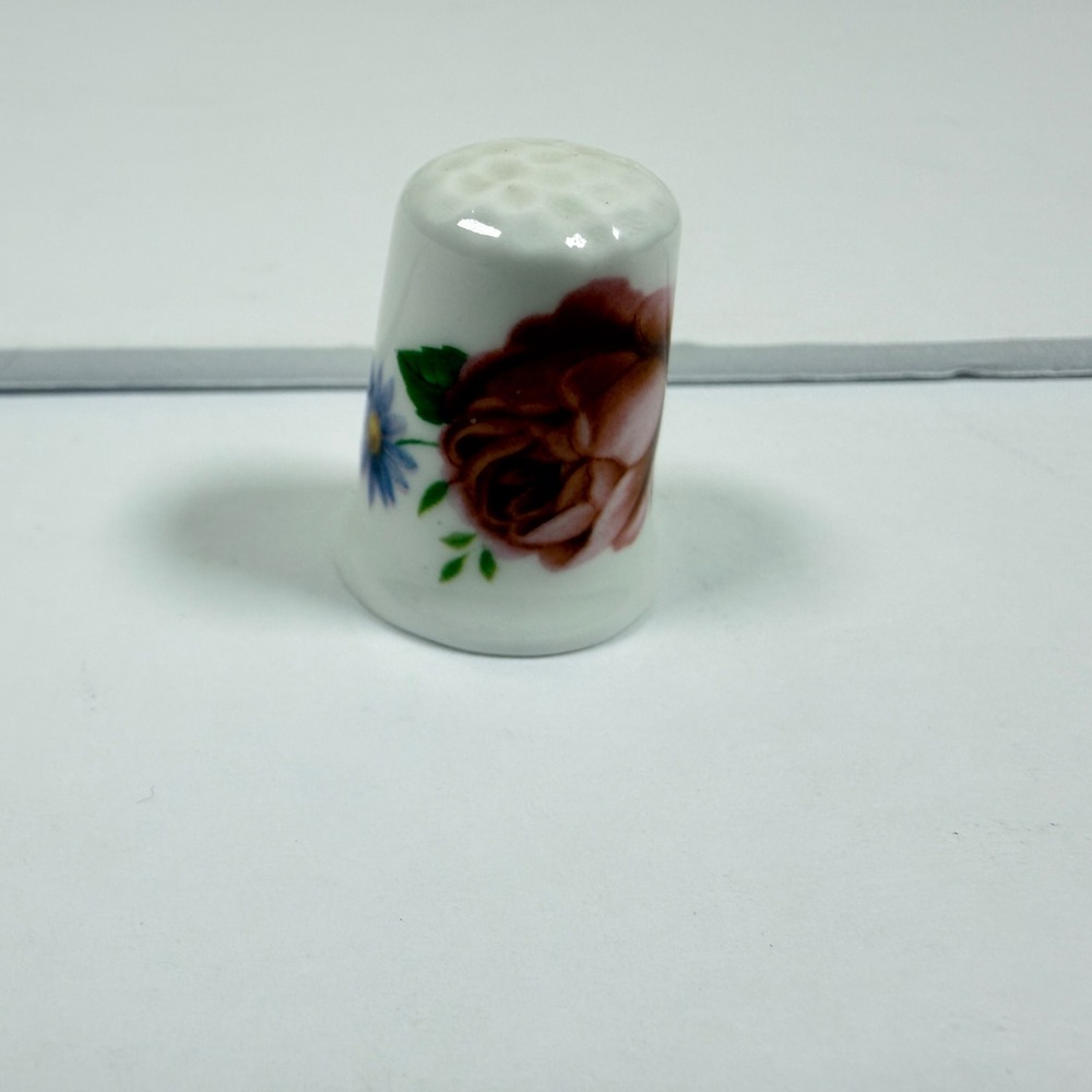 Ken Parry Collectables Bone China Thimble Pink Rose Floral British Made Vintage - Picture 1 of 5